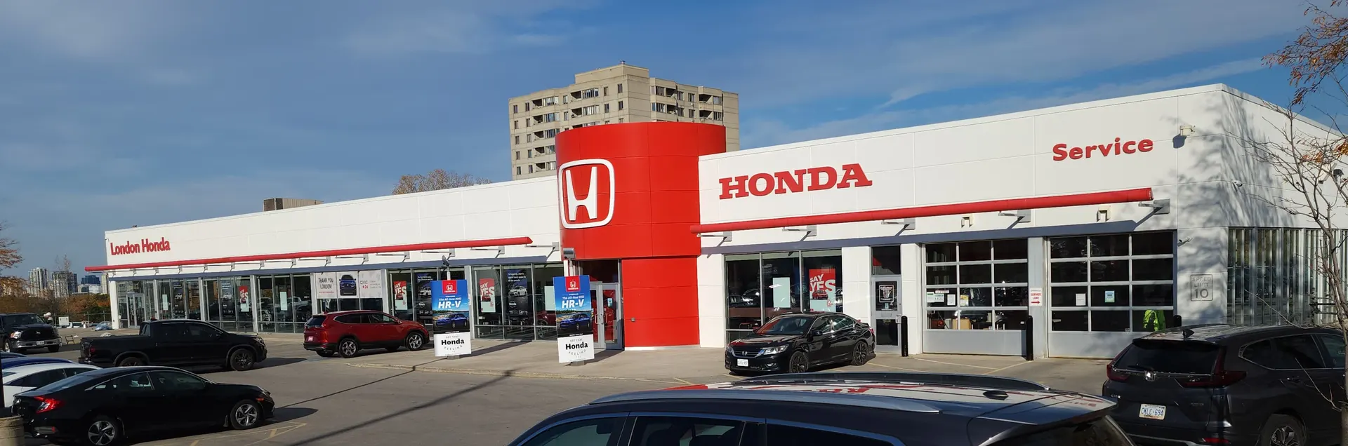 Honda dealership exterior after repainting